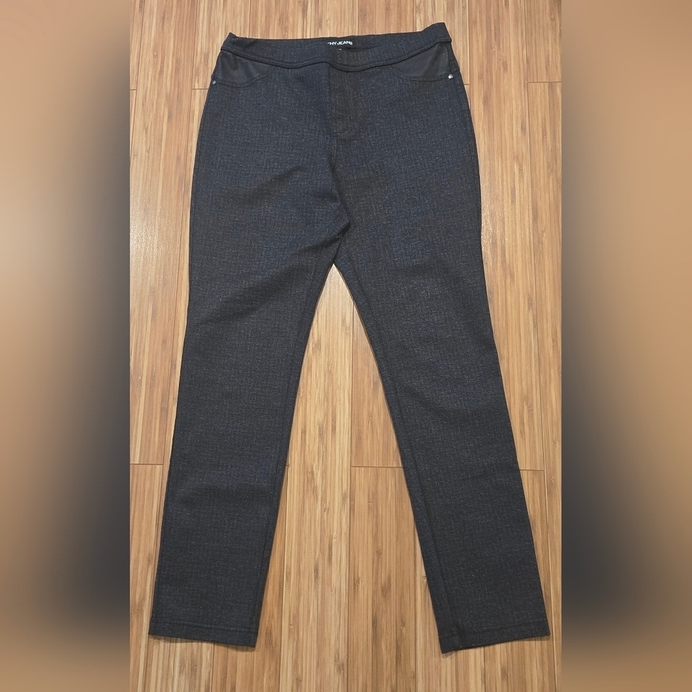 NWOT DKNY Black Chinos Classic Style